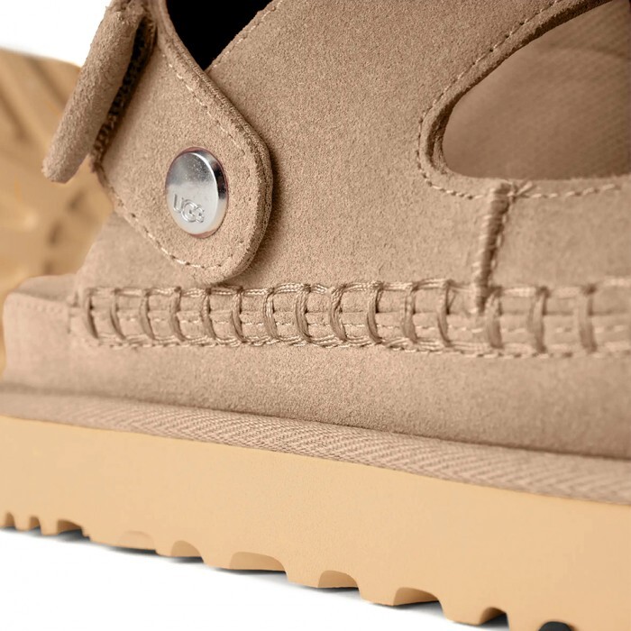 UGG Goldenstar Glide — Sand