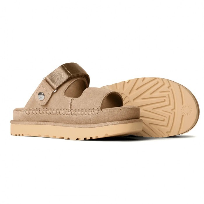 UGG Goldenstar Glide — Sand