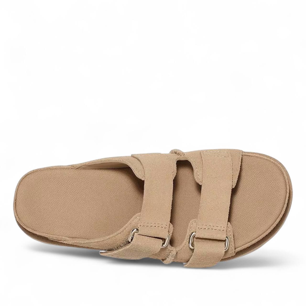 UGG Goldenstar Hi Slide — Sand