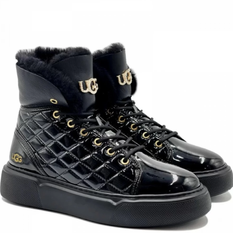 UGG Shanti — Black
